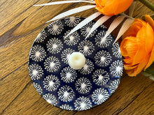 Load image into Gallery viewer, Coconut Milk & Calendula Goodnight Facial Balm & Shimmer Stick