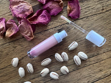 Load image into Gallery viewer, Pistachio Dream Shimmer Lip Oil