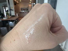 Load image into Gallery viewer, Pistachio Dream Shimmer Lip Oil