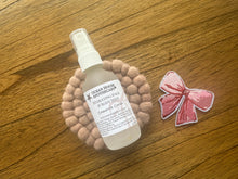 Load image into Gallery viewer, Coquette Cocoa Parisian Gift Set