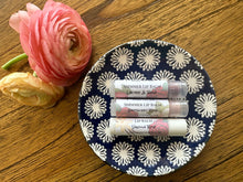 Load image into Gallery viewer, Rosy Outlook Lip Balm Set
